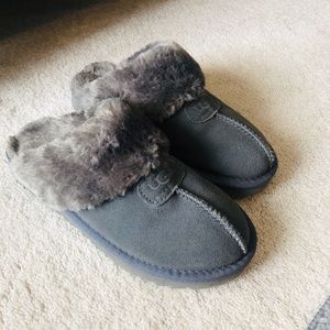 Slippers